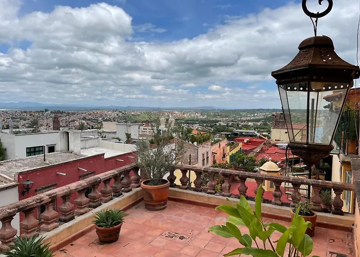 Cousy Condo San Rafael, 3 Blocks From The Parish, Pool, Bbq And Terrace