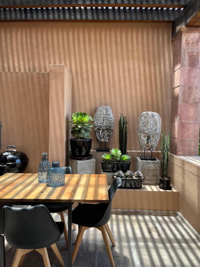 Cousy San Rafael, 3 Blocks From The Parish, Pool, Bbq And Terrace Apartment