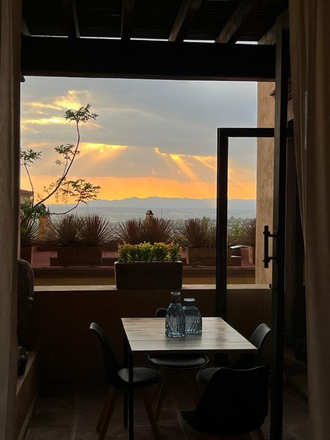 Cousy San Rafael, 3 Blocks From The Parish, Pool, Bbq And Terrace