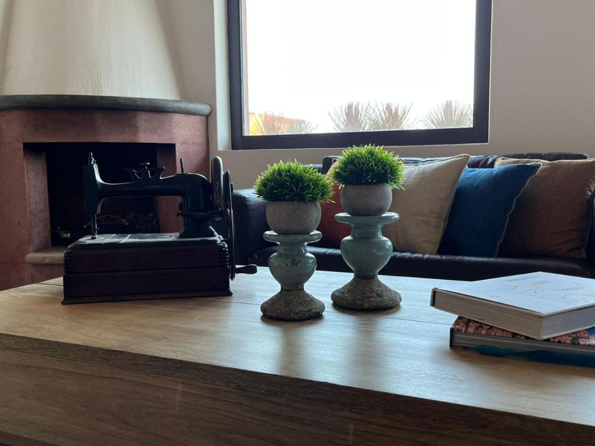 Cousy San Rafael, 3 Blocks From The Parish, Pool, Bbq And Terrace Apartment