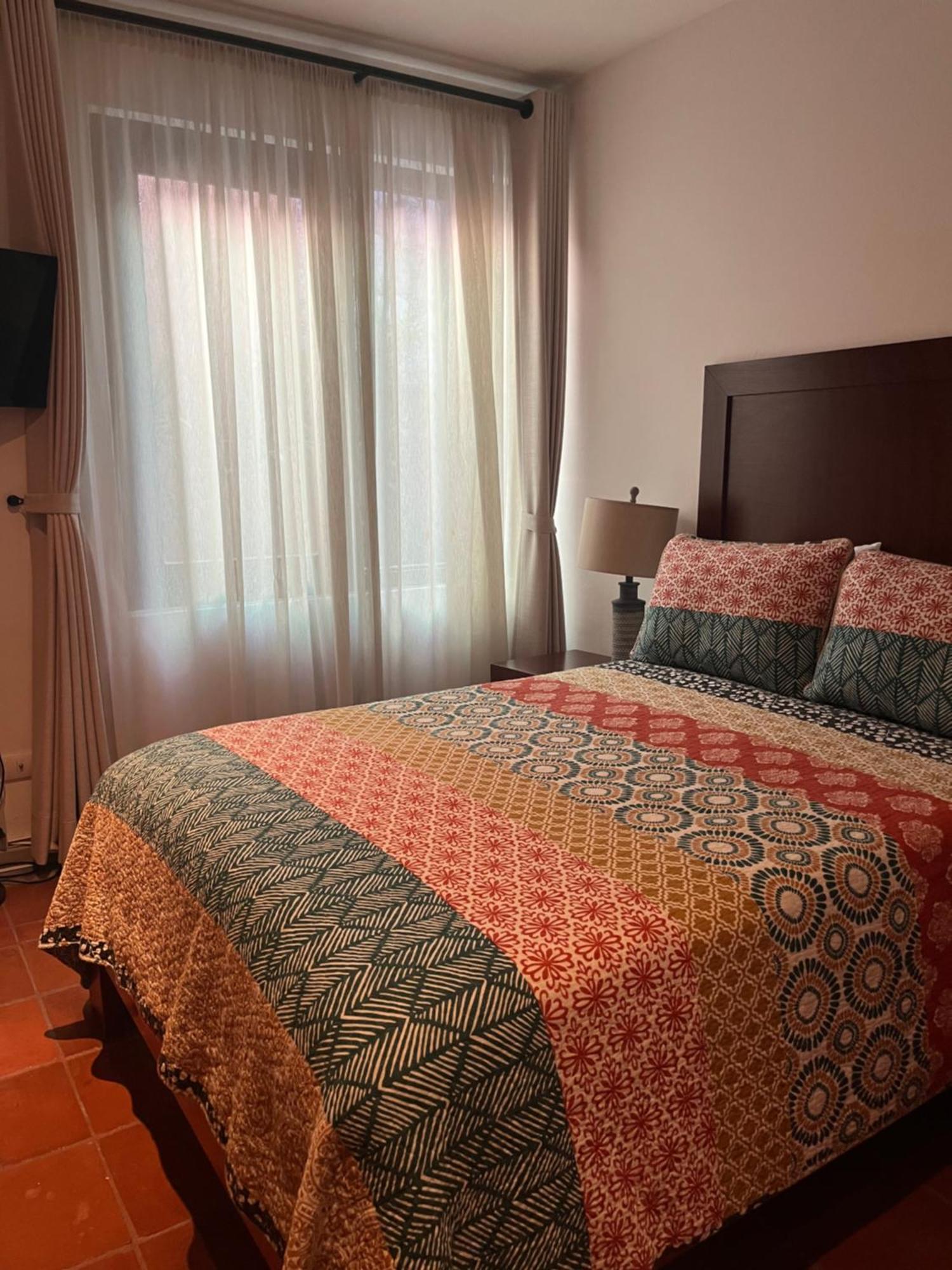 Cousy San Rafael, 3 Blocks From The Parish, Pool, Bbq And Terrace Apartamento